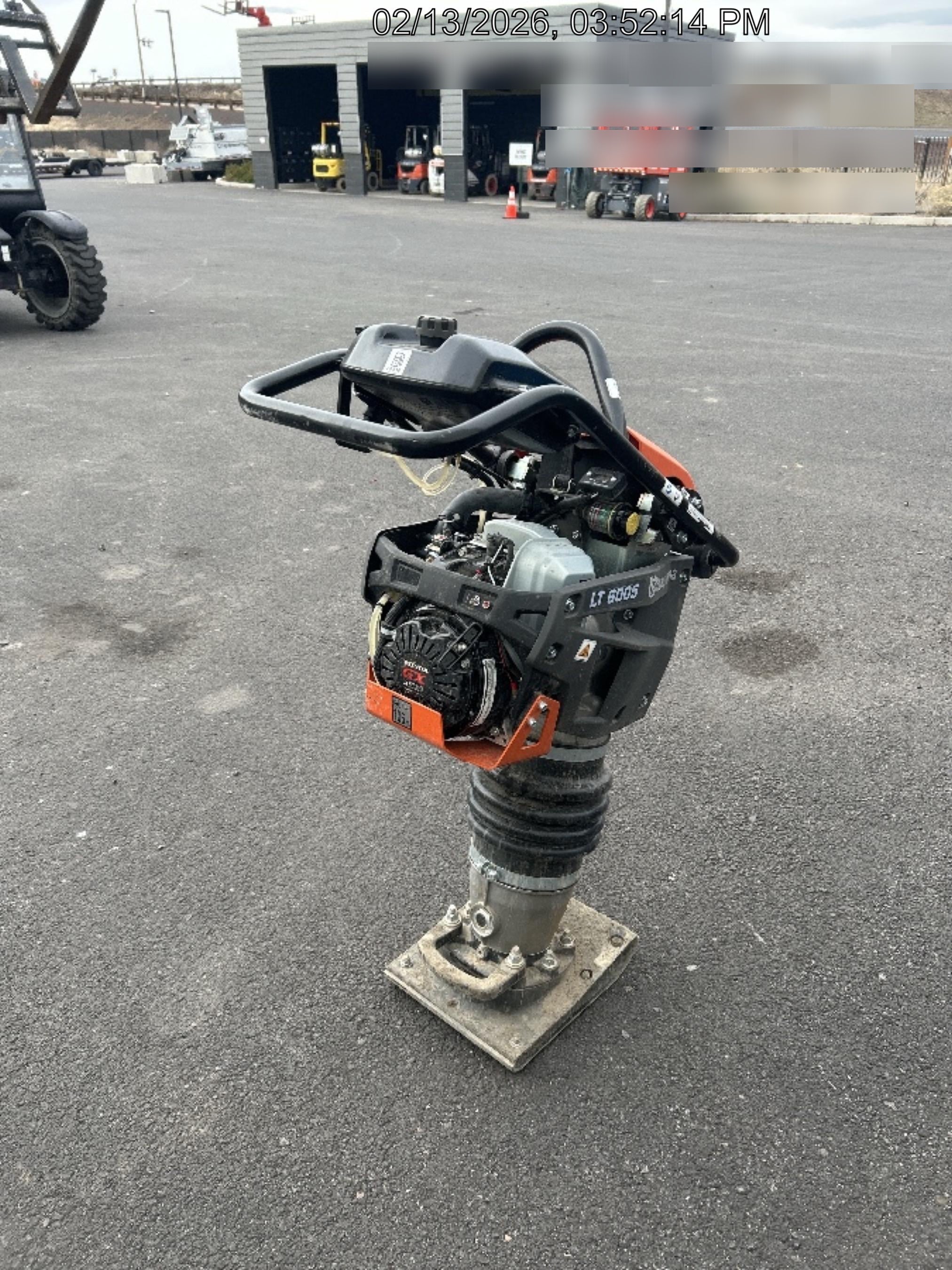 2025 HUSQVARNA LT6005