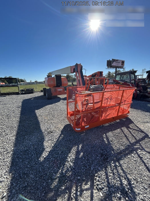2019 JLG 800AJ