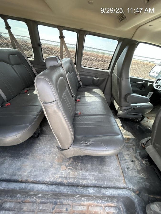 2023 CHEVROLET Express Van - Rental