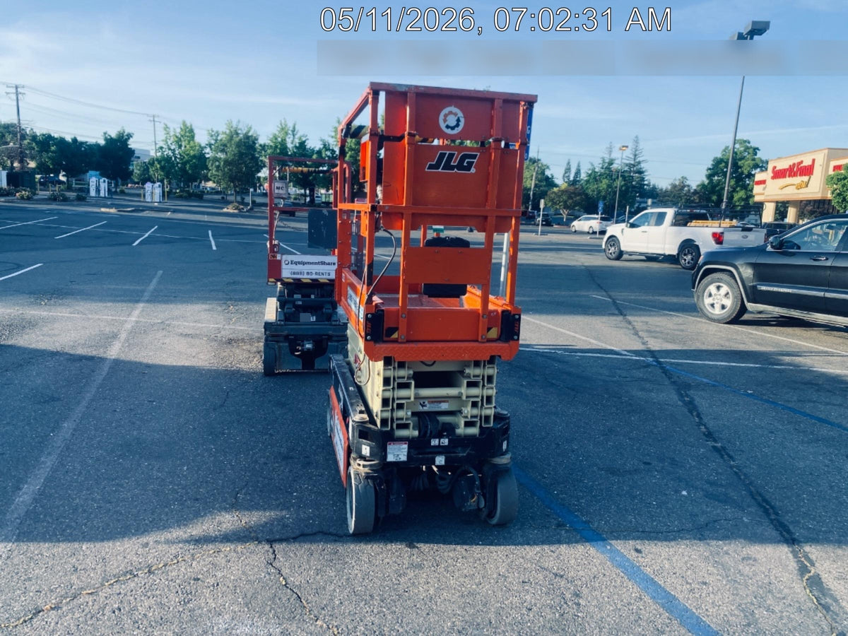 2022 JLG ES1932