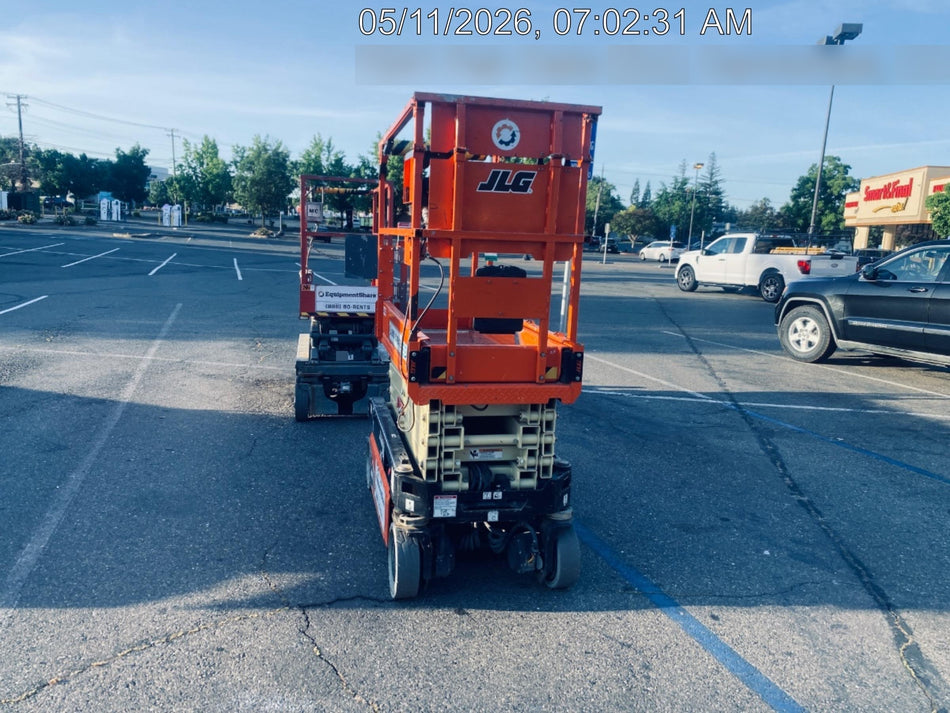 2022 JLG ES1932