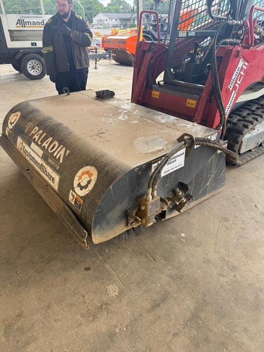 2021 PALADIN Sweepster SB72