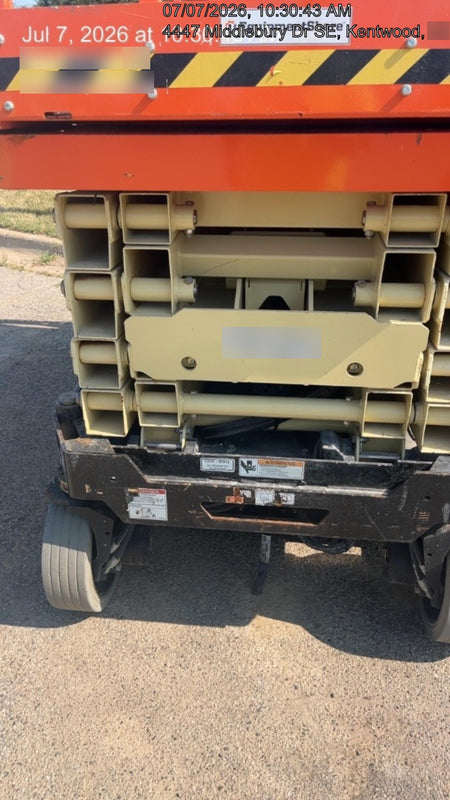 2021 JLG R3246