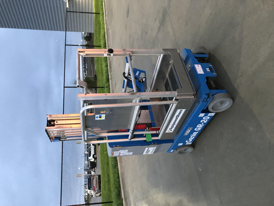 2019 GENIE GR-20