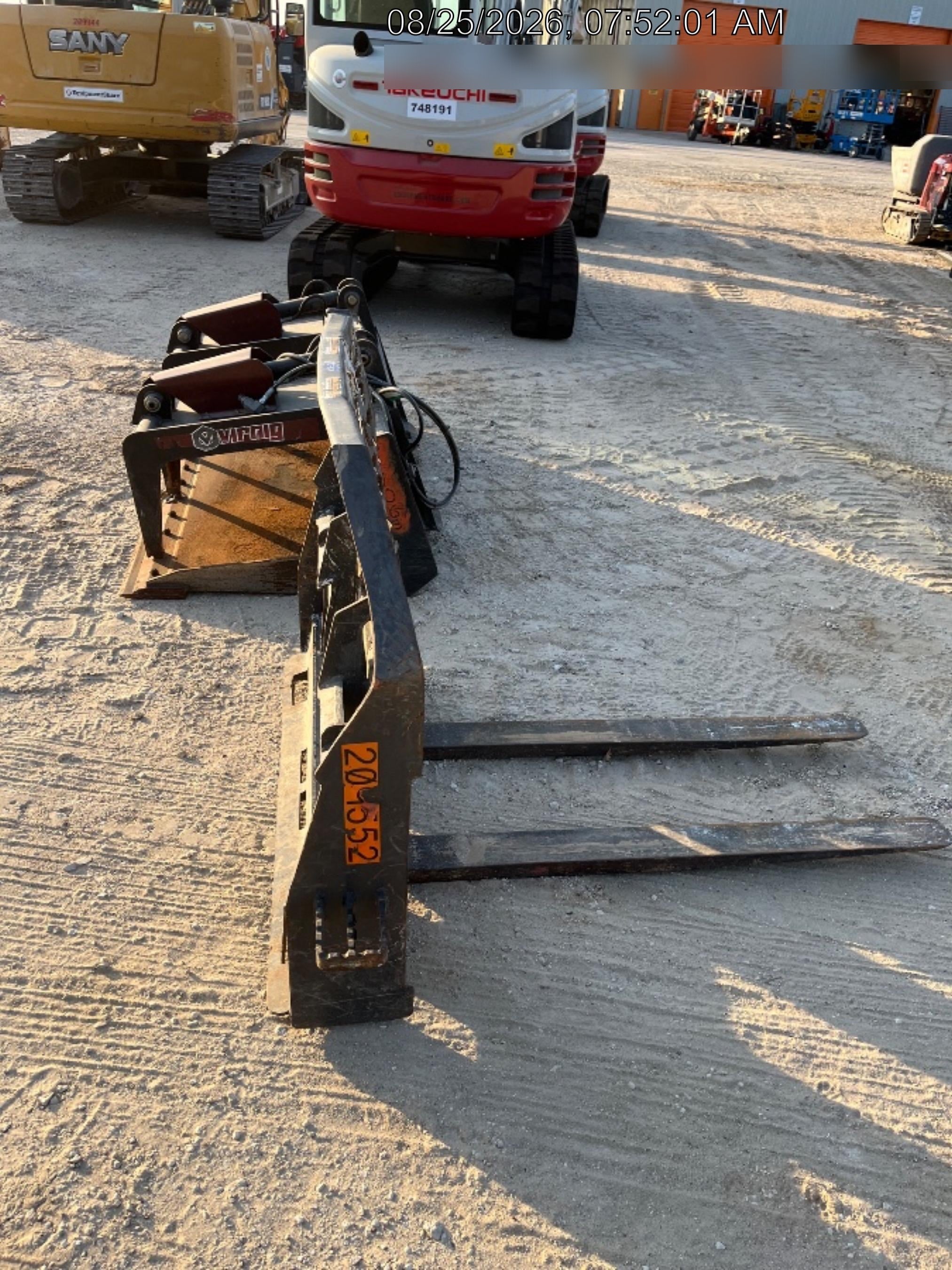 2022 PALADIN 48" Pallet Forks - Paladin