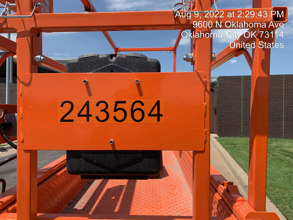 2022 JLG ES2632