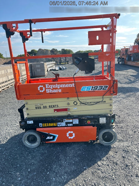 2024 JLG ES1932