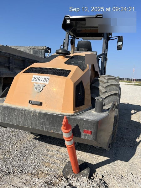 2023 CASE SV211E