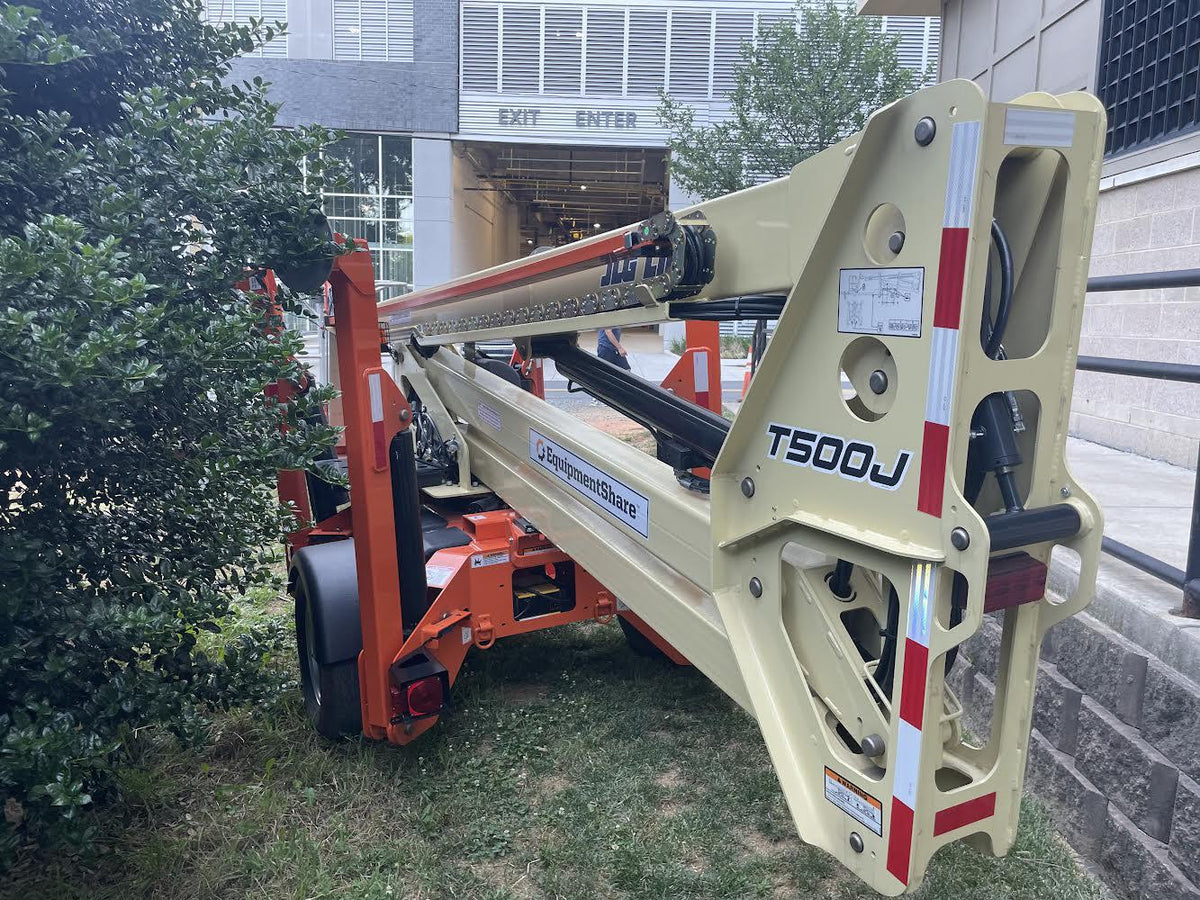 2022 JLG T500J