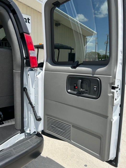 2025 CHEVROLET Express Van - Rental