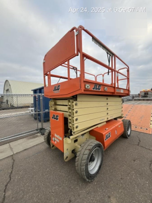 2021 JLG 4069LE