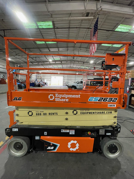 2022 JLG ES2632