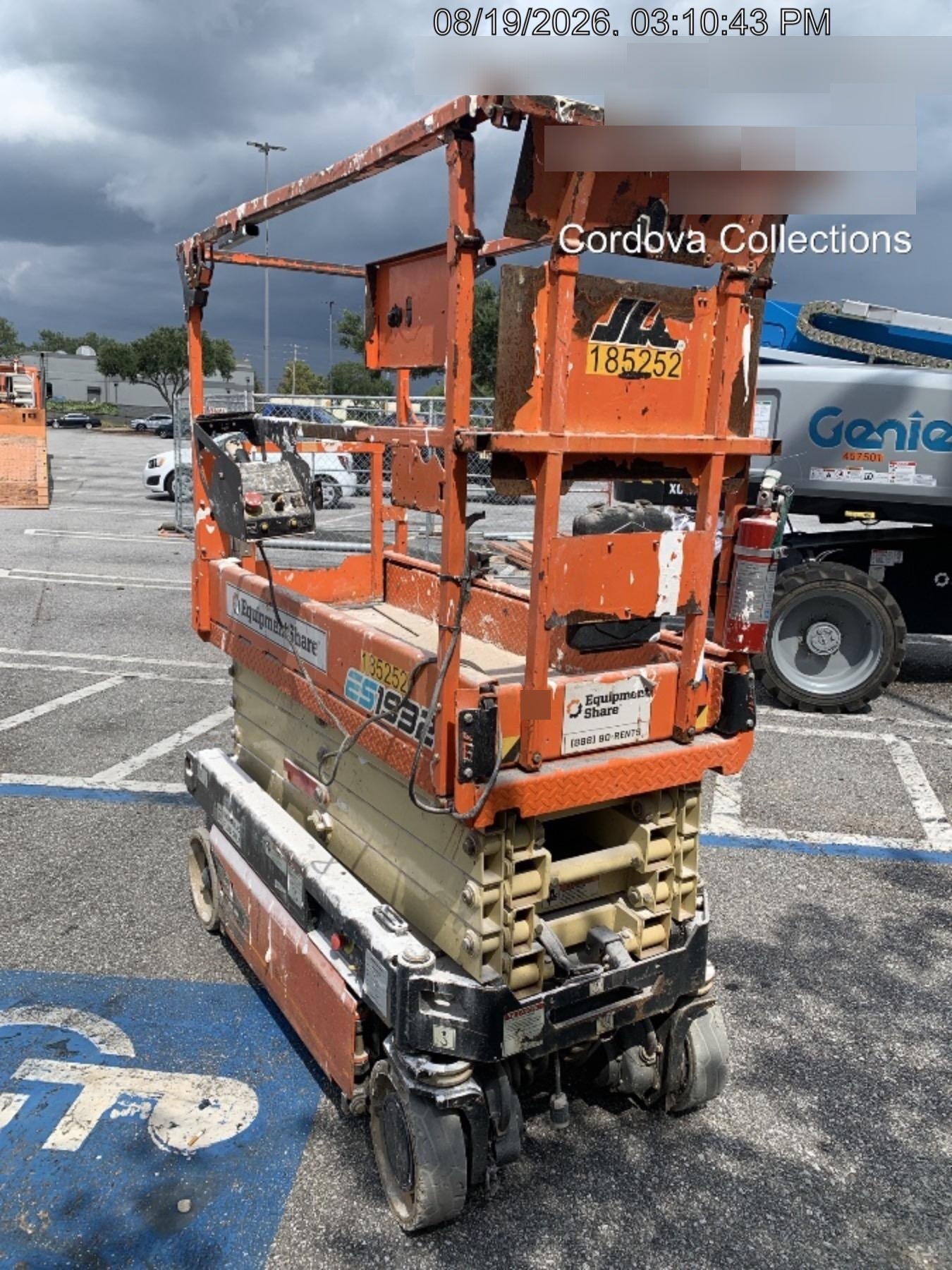 2021 JLG ES1932