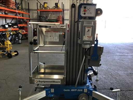 2019 GENIE AWP-30S