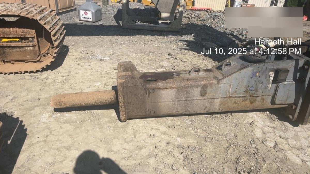 2021 EPIROC EC140T