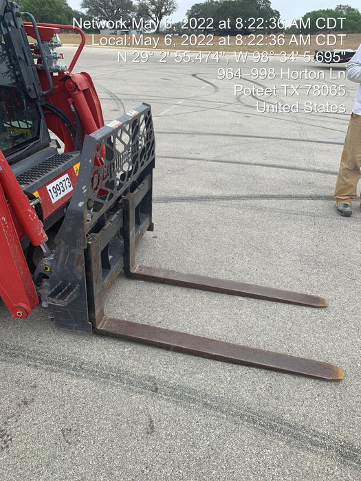 2020 PALADIN 48" Pallet Forks - Paladin