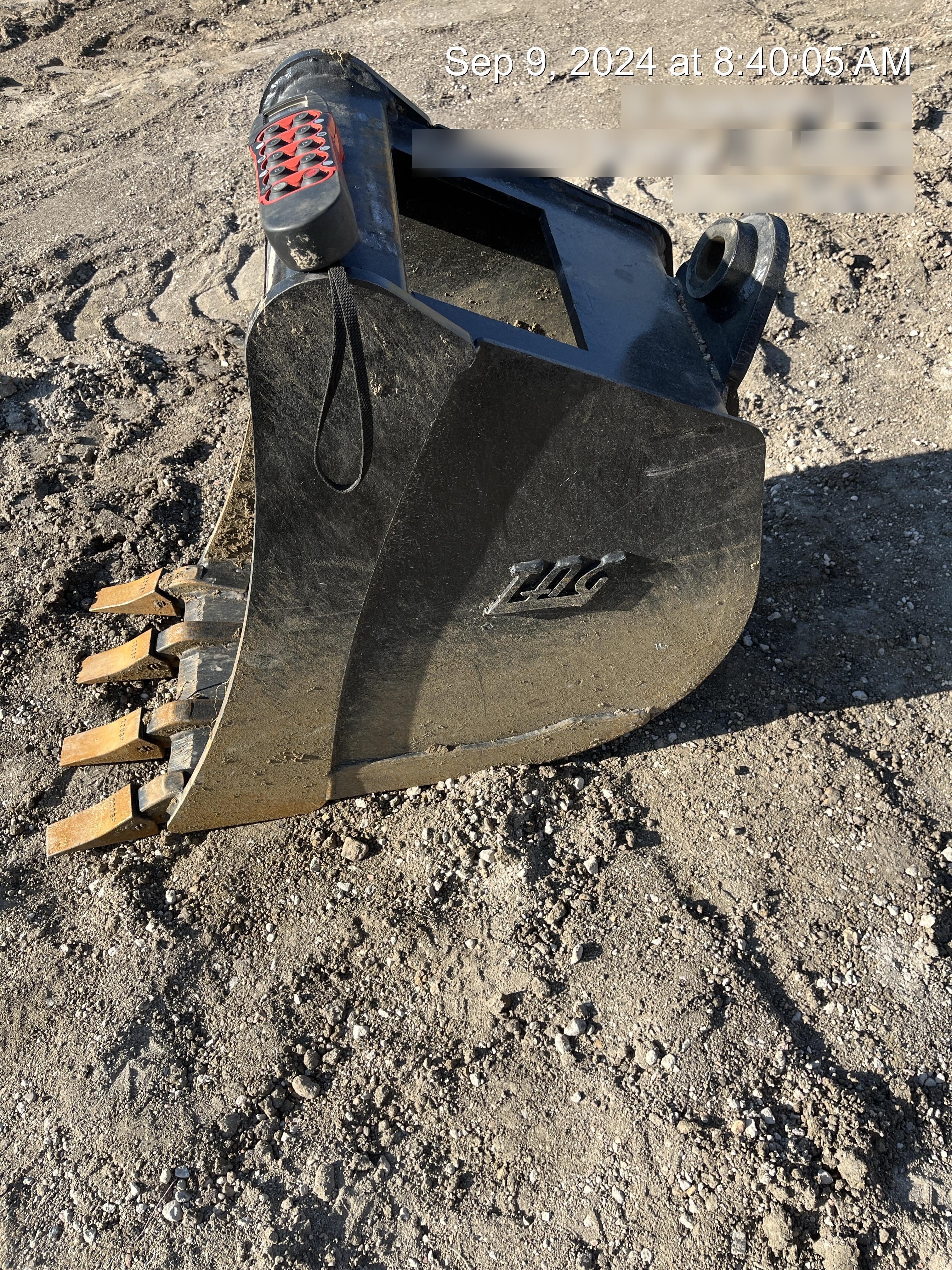 2024 TAG MANUFACTURING 18" Bucket - Tag