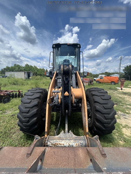 2018 CASE 621G