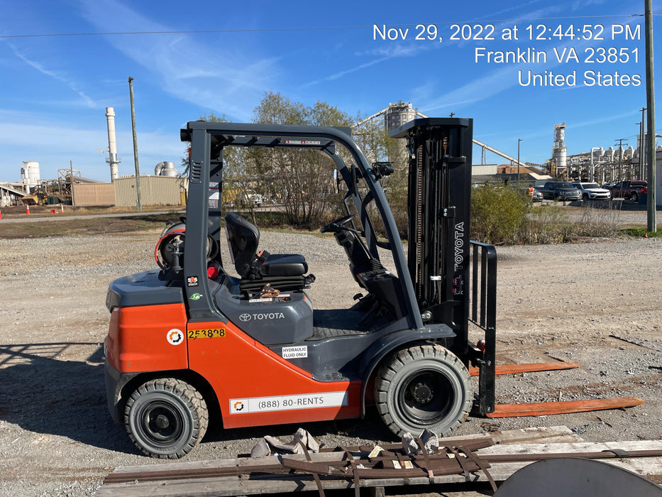 2022 TOYOTA 50-8FGU25