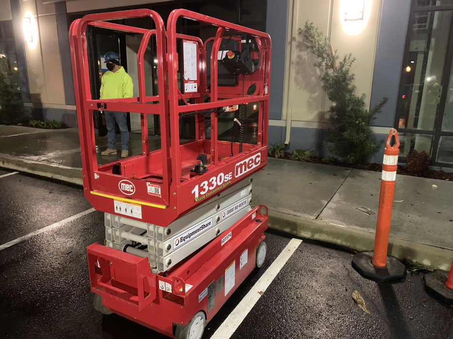 2020 MEC 1330SE Solid NM Tires, Steel Swing out Doors, LCS, Beacon, 900W Inverter