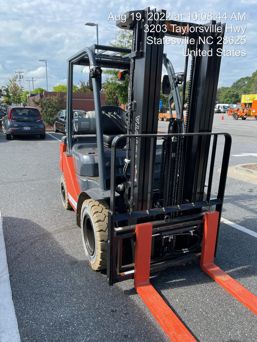 2022 TOYOTA 50-8FGU25