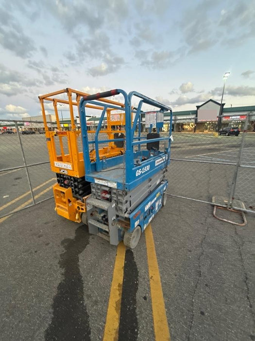 2019 Genie GS-1930 Fixed Rails with Chain Entry