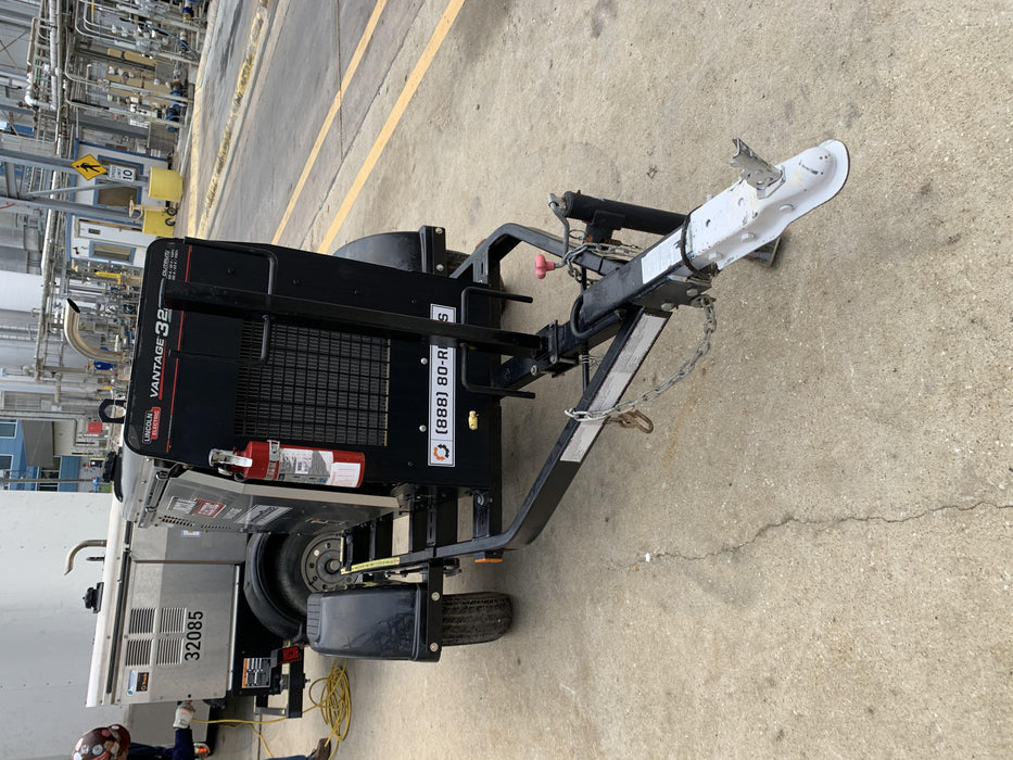 2019 Lincoln Electric Vantage 322 Welder Ready-Pak 3, Two wheel trailer, Fender and Light kit, Cable Rack