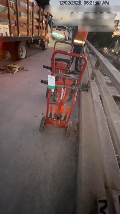 2020 HILTI TE 3000-AVR