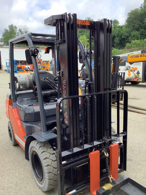 2022 TOYOTA 50-8FGU25