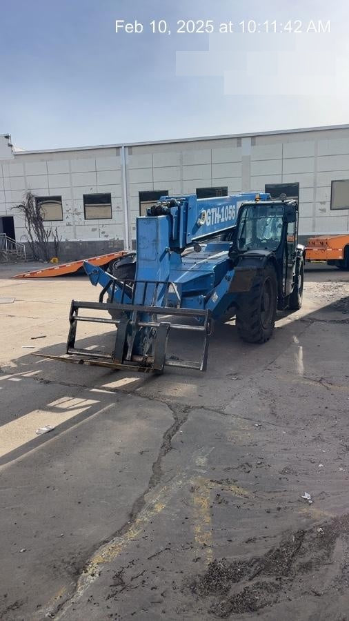 2019 Genie GTH-1056 Cab/Heat/AC, FF Tires, LED Work Lights, Beacon 60" QA Carriage, 60" Forks