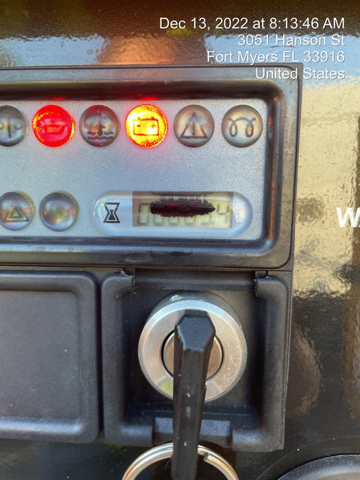 2022 Vac-Tron LP573XDT T4 Koehler Diesel Engine, 500 Gallon Debris Tank, x2 100 Gallon Water Tanks