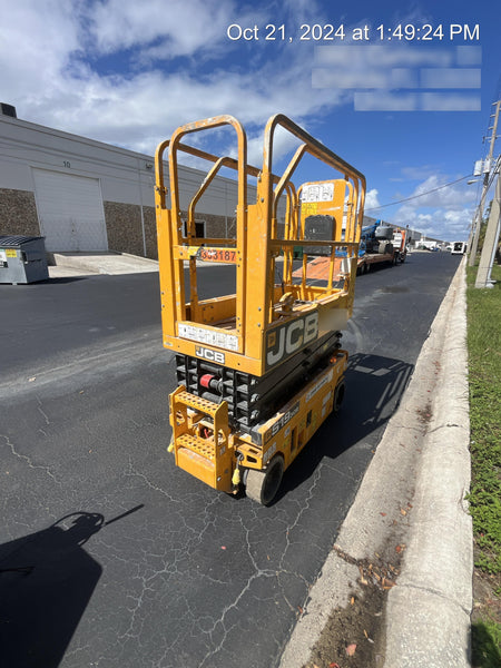 2023 JCB S1930E
