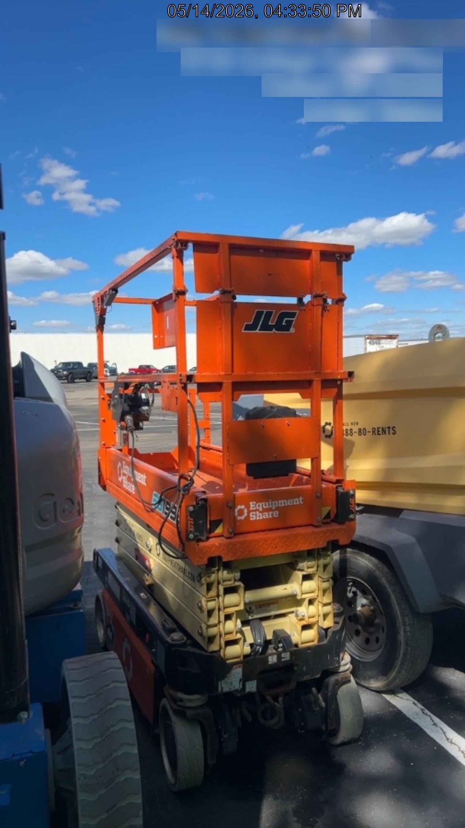 2022 JLG ES1932