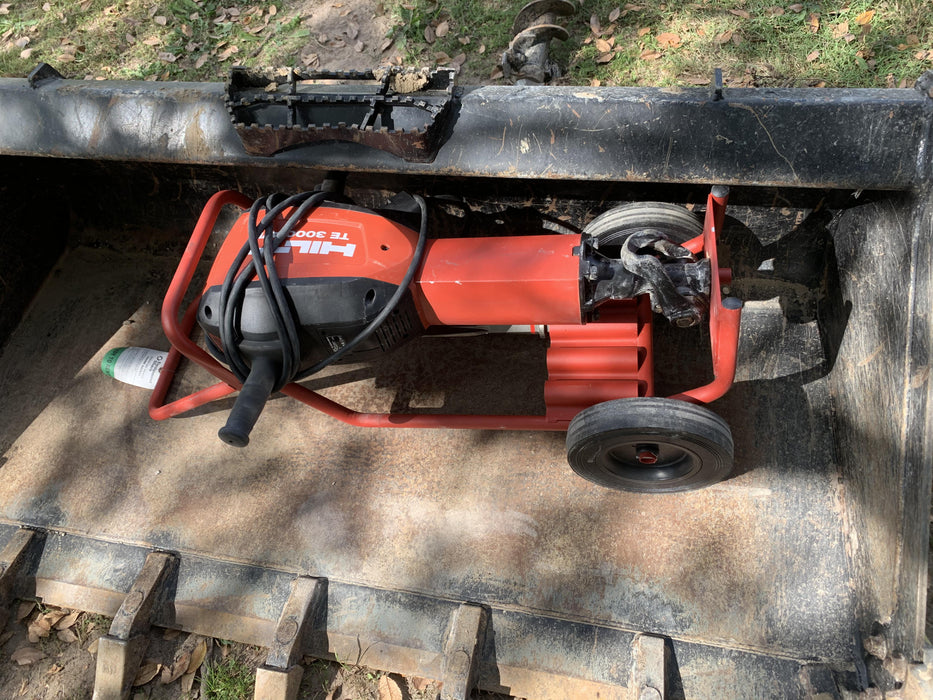 2020 HILTI TE 3000-AVR