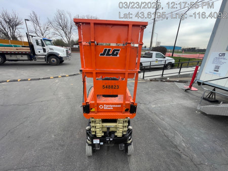 2025 JLG ES1932