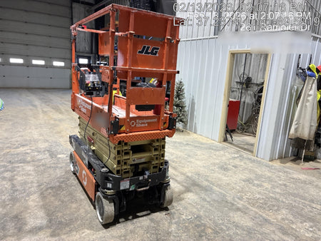 2022 JLG ES1932