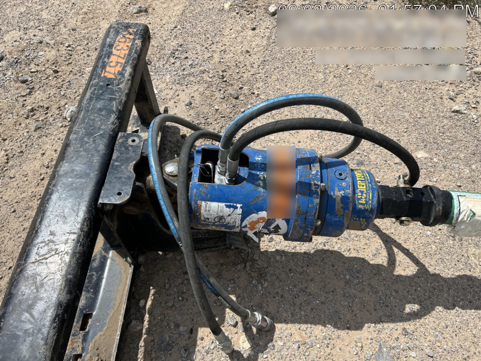 2023 AUGER TORQUE 3300-30