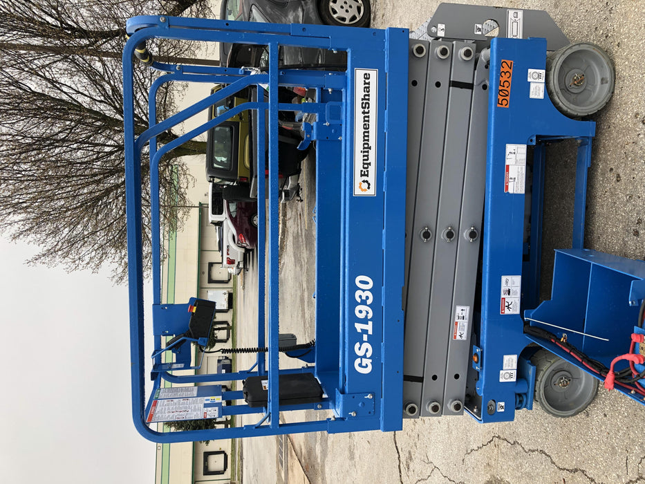 2019 Genie GS-1930 Fixed Rails with Chain Entry