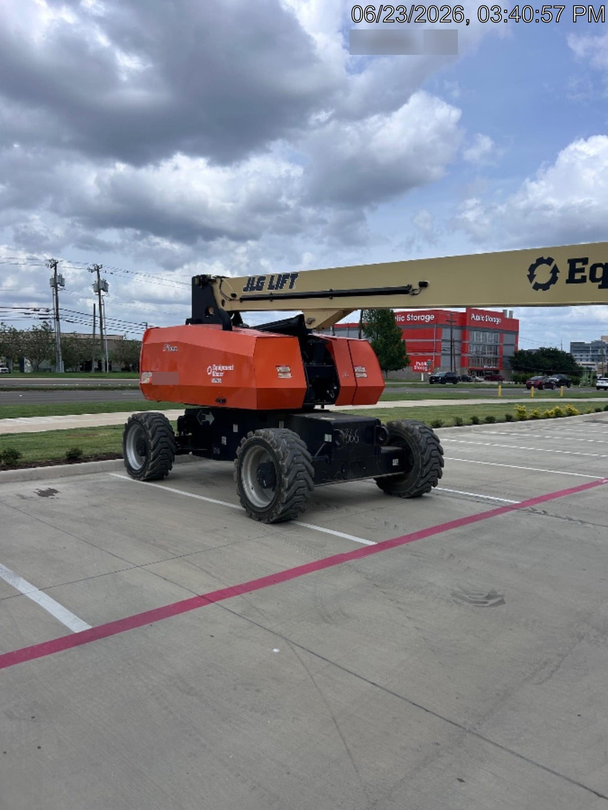 2023 JLG 860SJ