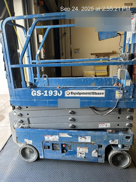 2019 Genie GS-1930 Fixed Rails with Chain Entry