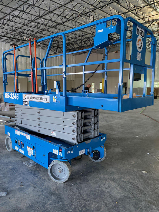 2020 Genie GS-3246 Standard, Folding full height swing gate