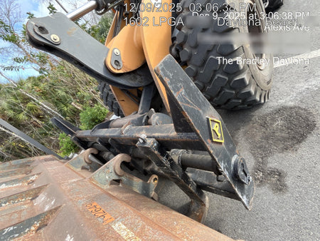 2025 PALADIN 72" Forks