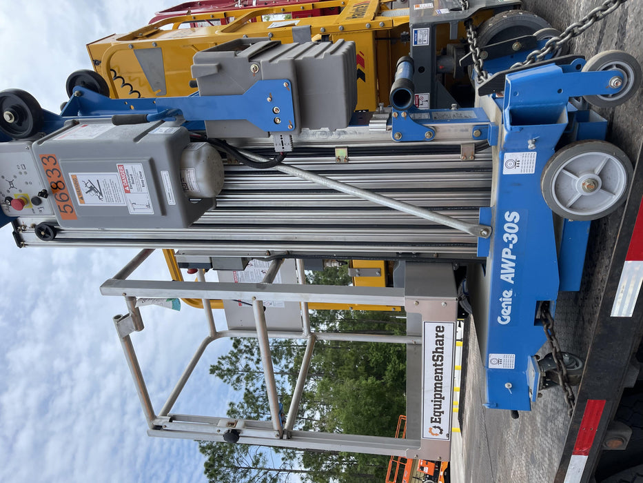 2019 GENIE AWP-30S