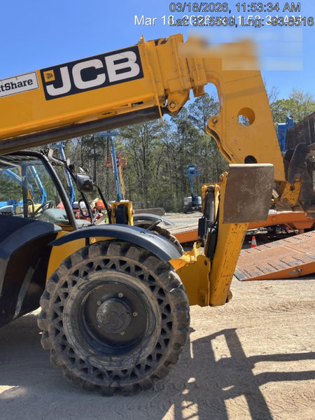 2019 JCB 512-56 Canopy, 109 HP, Solid Tires, STD Worklight, Beacon, Aux Hydraulics, Lifting Eye, Back up Alarm w/66" Carriage/60" Forks