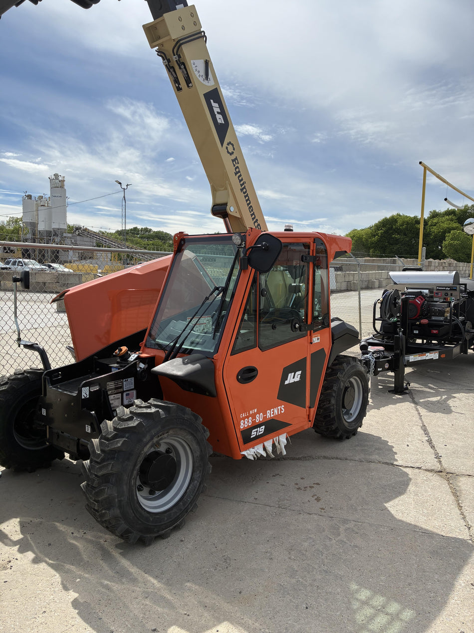 2026 JLG 519