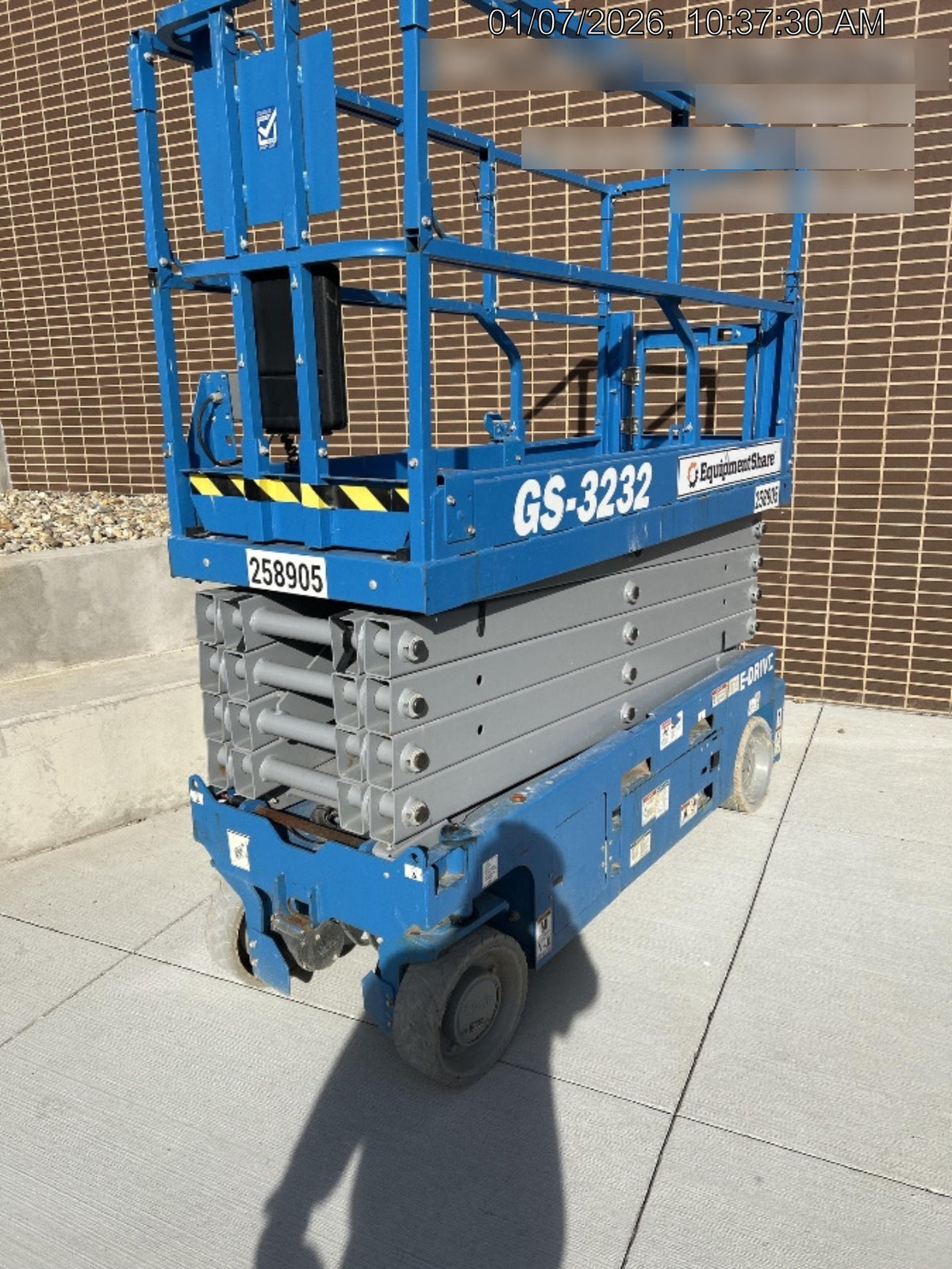 2022 GENIE GS-3232