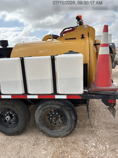 2021 VAC-TRON LP573XDT