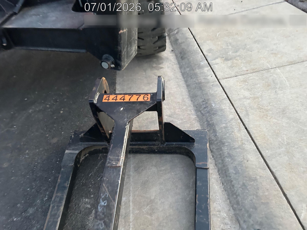 2024 JLG 1001275853