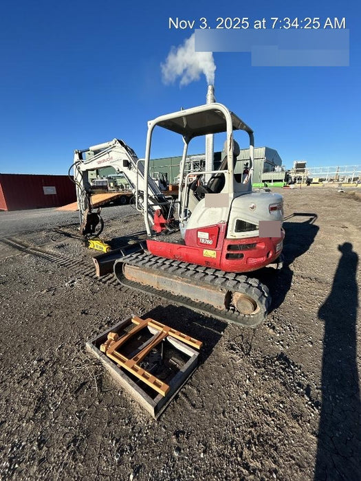 2019 TAKEUCHI TB260