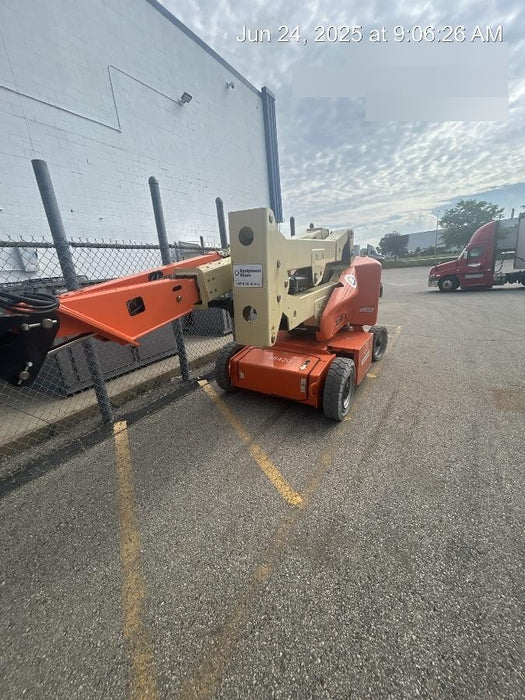 2019 JLG E400AJPN